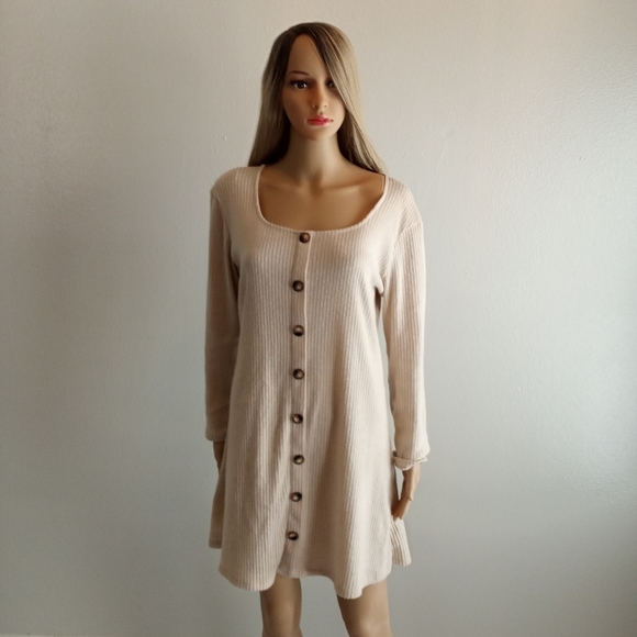 CURE Dresses & Skirts - Very Cute Women's dress CURE